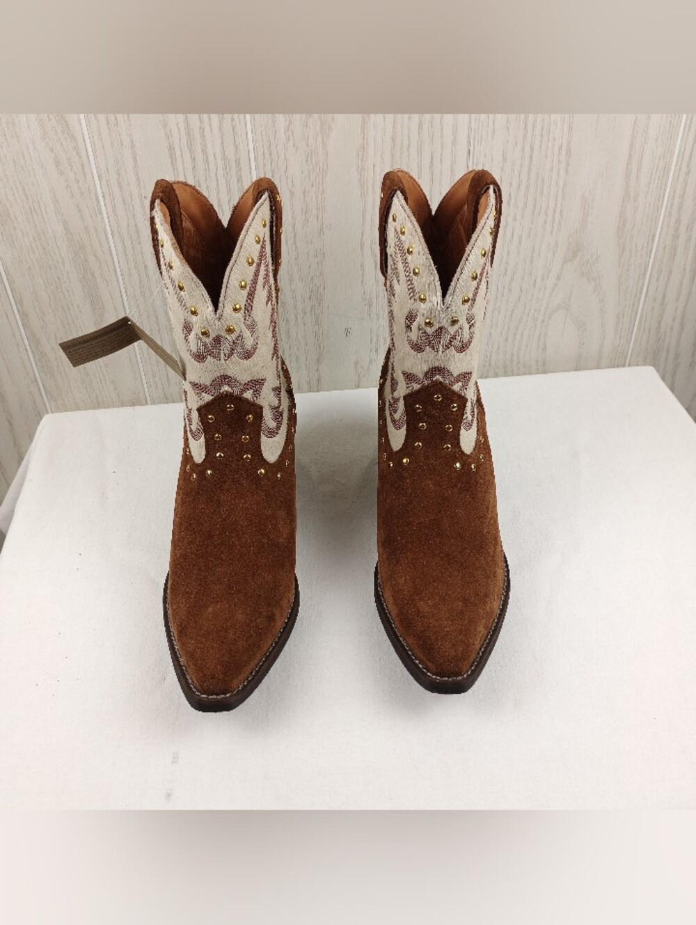 Dingo Rodeo Queen Brown and white sz 11 Med ankle boot calf hair NWT - Picture 2 of 8